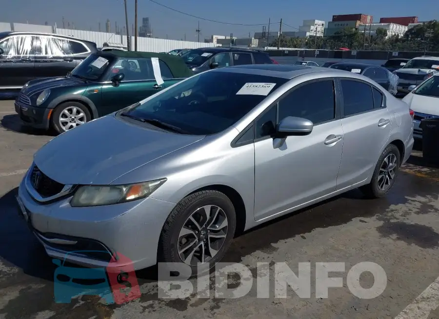 19XFB2F85FE202670 Photo# 2