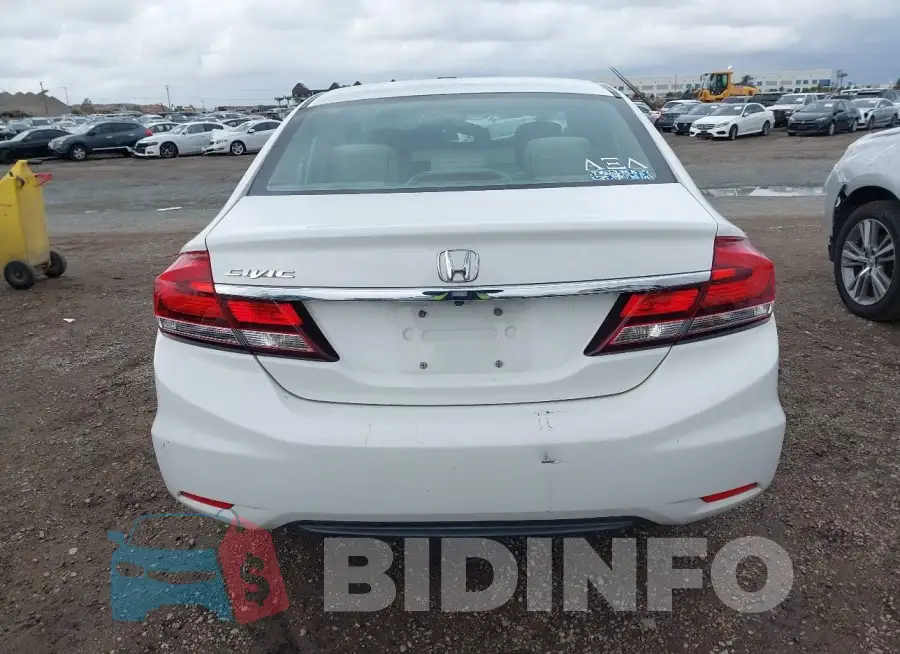 2HGFB2F50FH566913 Photo# 17