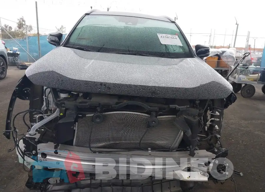 2T3A1RFV6RW409864 Photo# 13