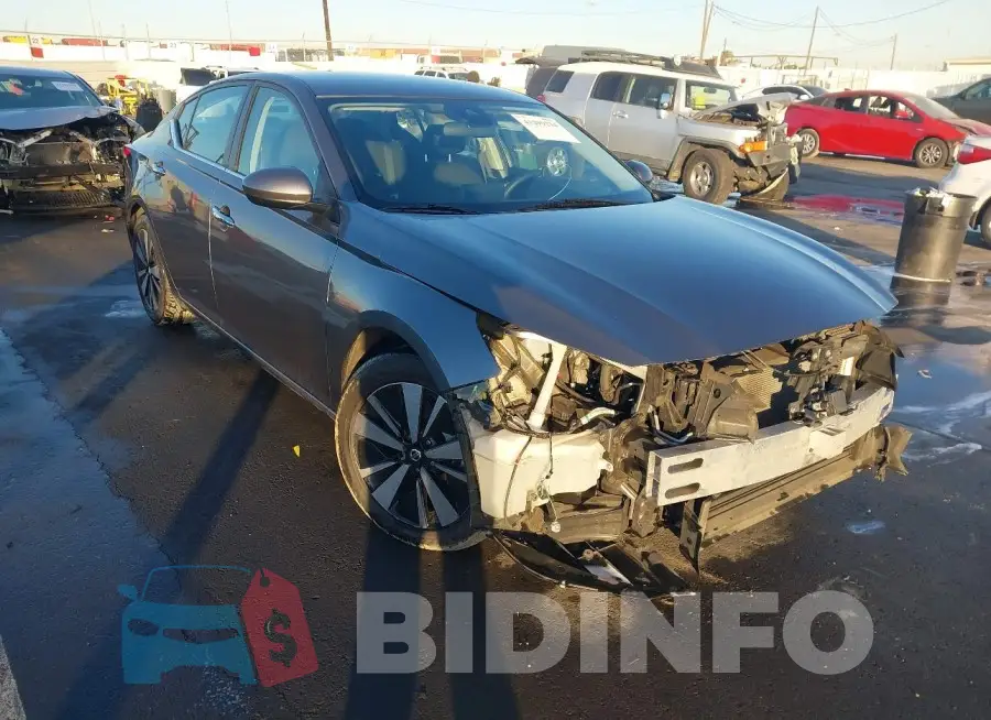 1N4BL4DV4MN397370 Photo# 1