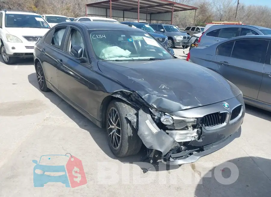 WBA8A9C34HK864072 Photo# 1
