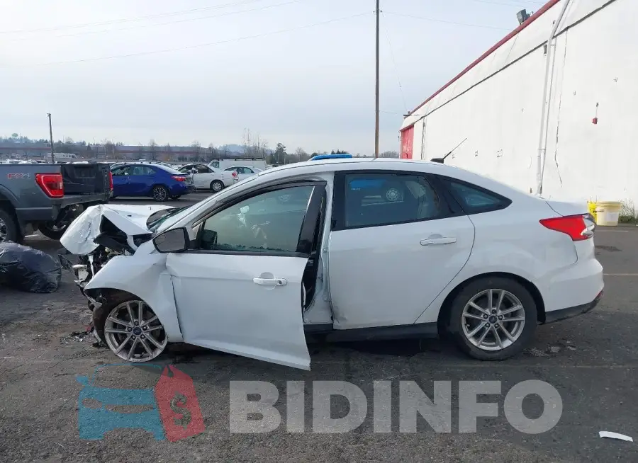 1FADP3F20GL332154 Photo# 15