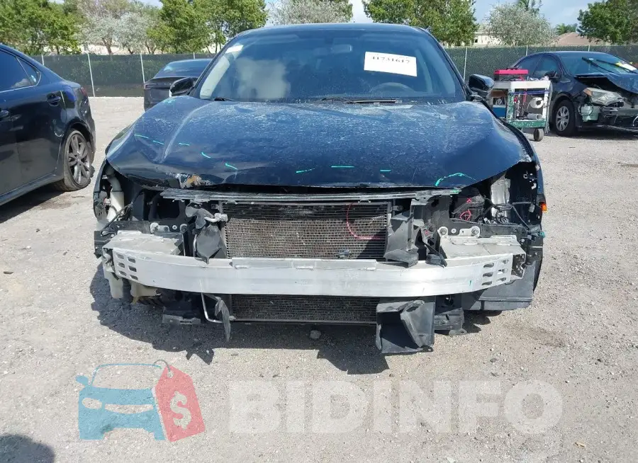 19XFC2F58GE046077 Photo# 17