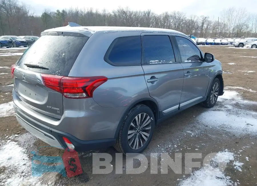 JA4AD3A33KZ006788 Photo# 4