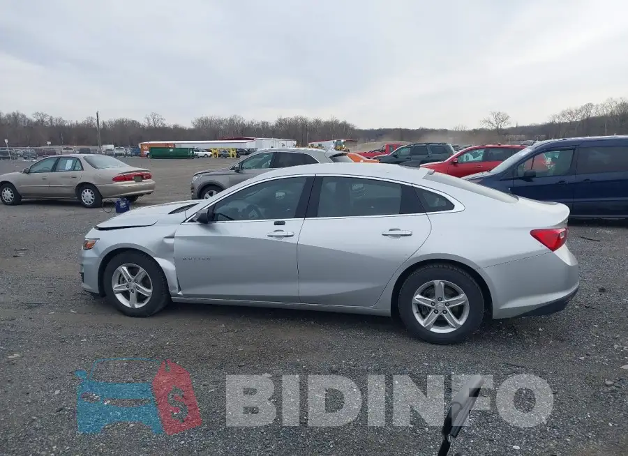 1G1ZC5ST8LF141010 Photo# 14