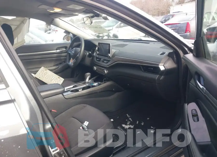 1N4BL4DVXPN358187 Photo# 5
