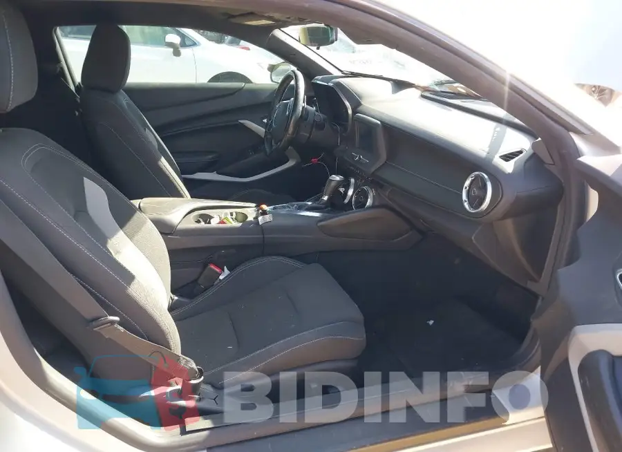 1G1FB1RS6J0180674 Photo# 5