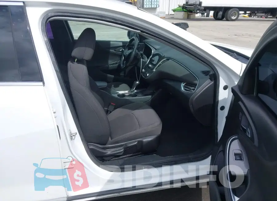 1G1ZD5ST7LF013192 Photo# 5
