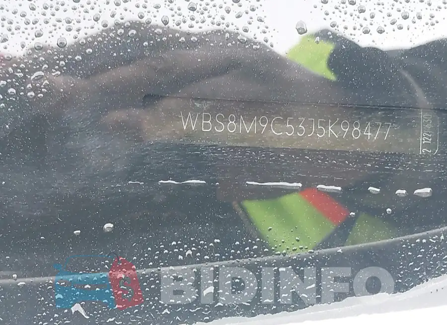 WBS8M9C53J5K98477 Photo# 17