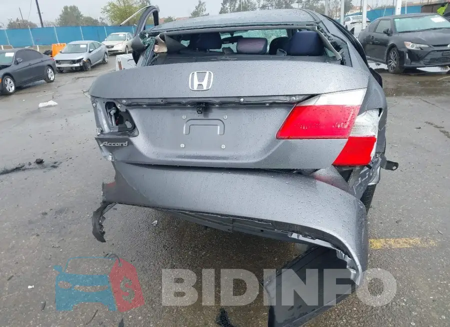 1HGCR2F39FA169714 Photo# 16