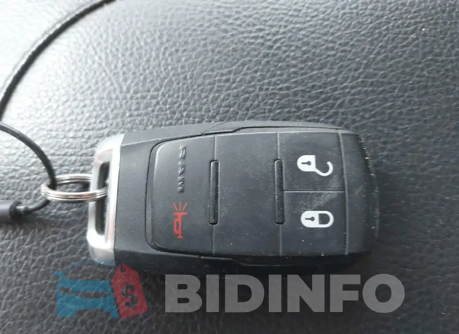 3C63R3HL9RG165581 Photo# 10