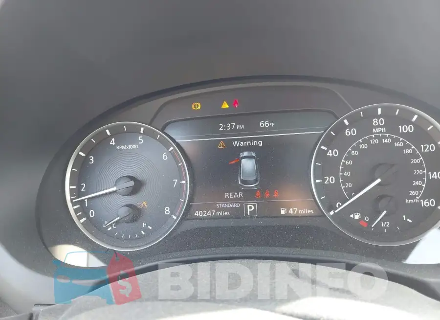 3PCAJ5M10LF103880 Photo# 7