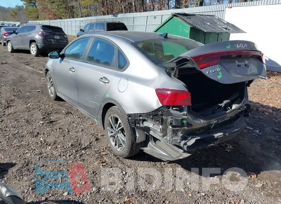 3KPF24AD2PE641634 Photo# 3