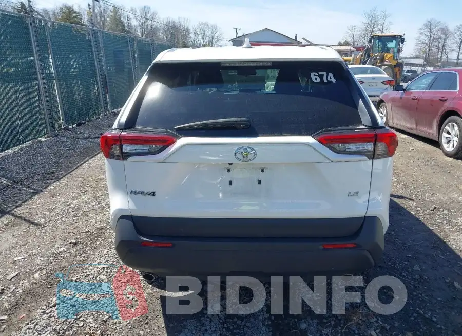 2T3K1RFV8NC183827 Photo# 16
