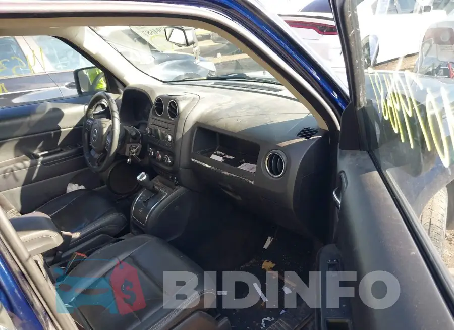 1C4NJPFA7FD398725 Photo# 5
