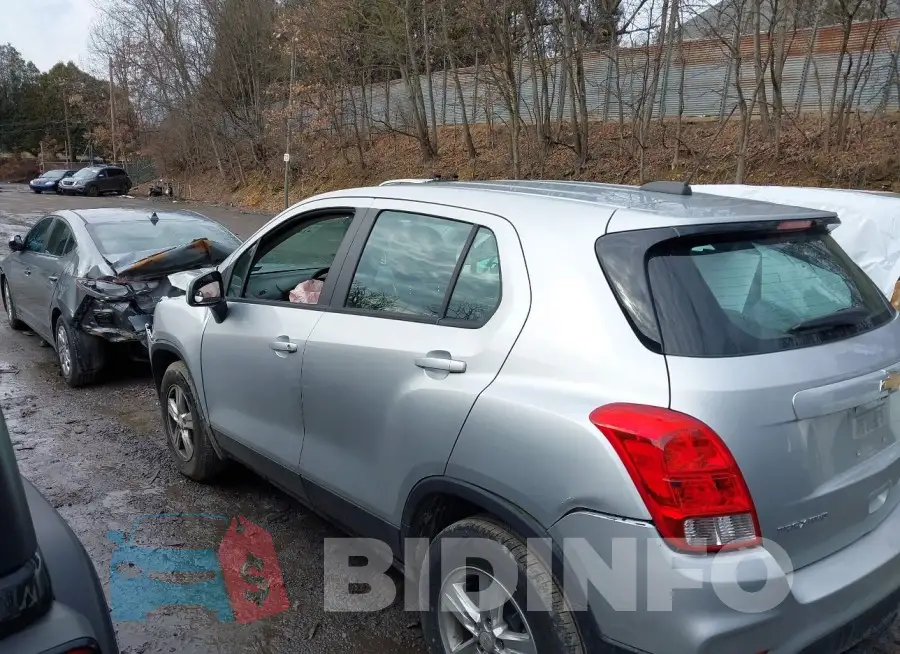 KL7CJNSB1JB609817 Photo# 15