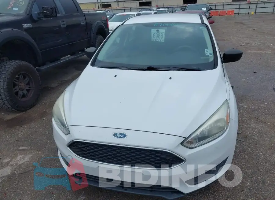1FADP3E22FL327960 Photo# 6