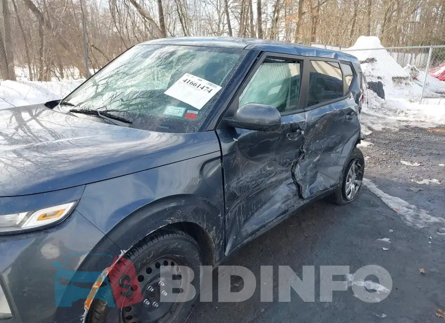 KNDJ23AU6L7066324 Photo# 6