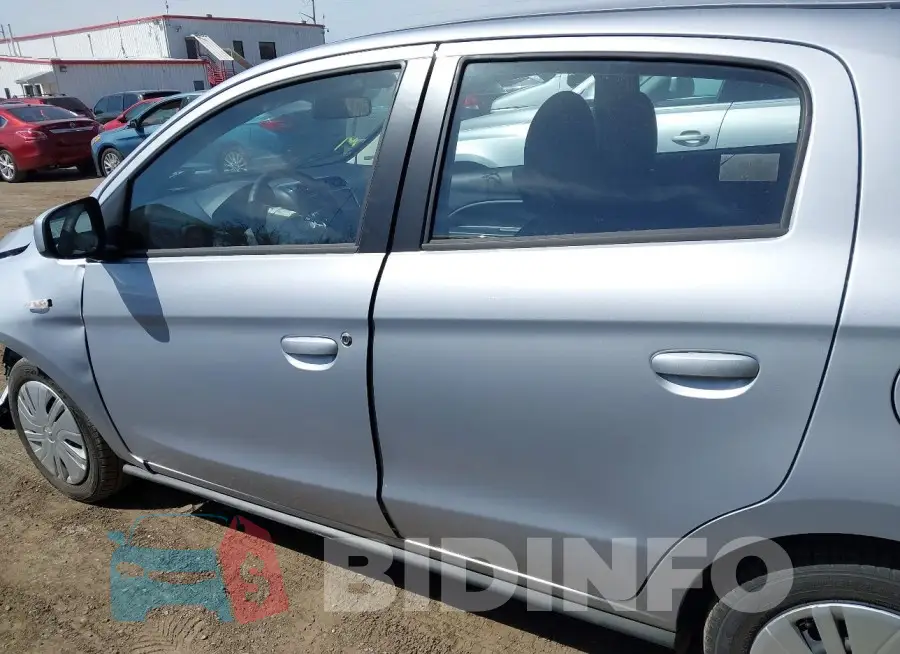 ML32AUHJ7RH033220 Photo# 14