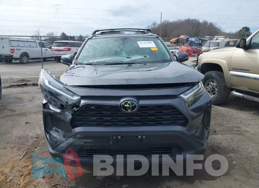 2T3P1RFV8RC439217 Photo# 12