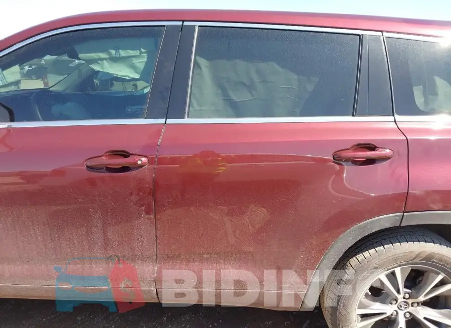 5TDZARFH1JS032833 Photo# 14