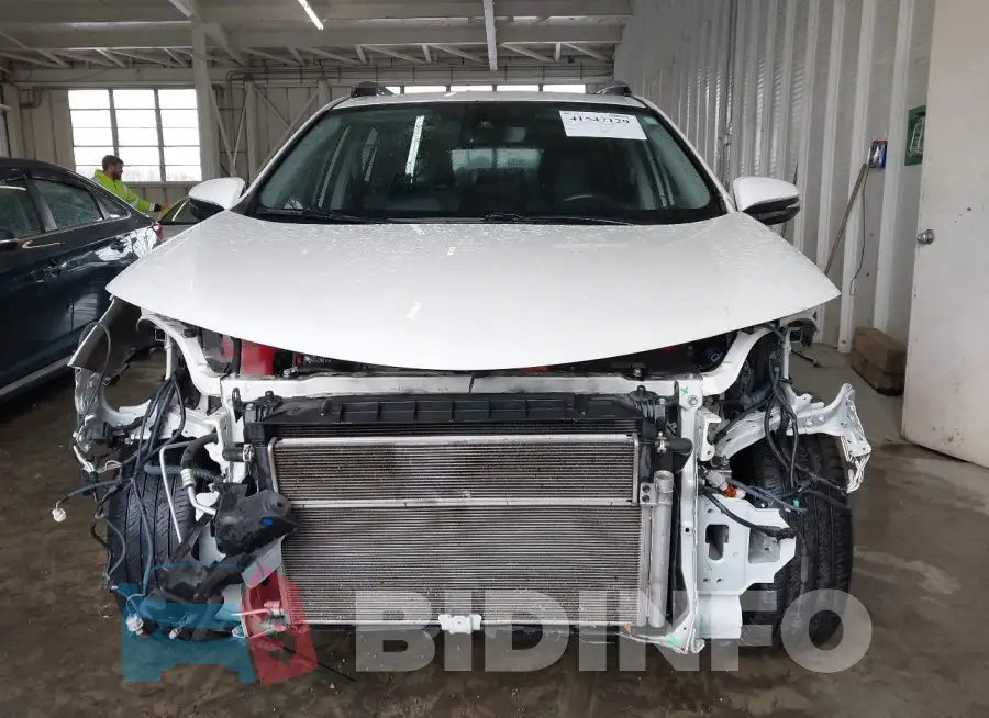 JTMDJREV9HD072746 Photo# 12