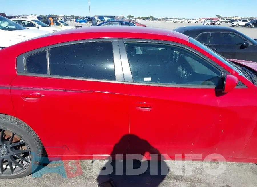 2C3CDXBG9FH728655 Photo# 13