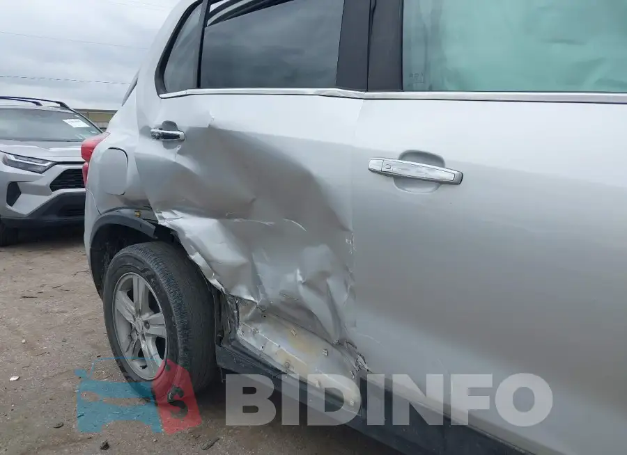 KL7CJLSB5HB240183 Photo# 6