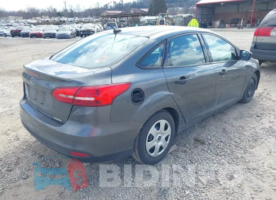 1FADP3E20GL389486 Photo# 4