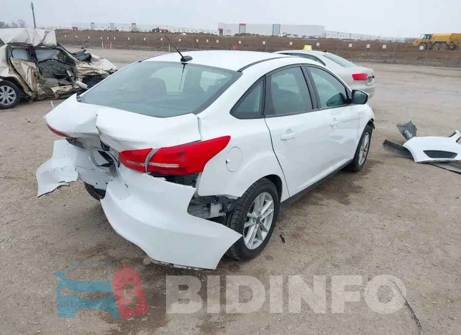 1FADP3F23JL328896 Photo# 4