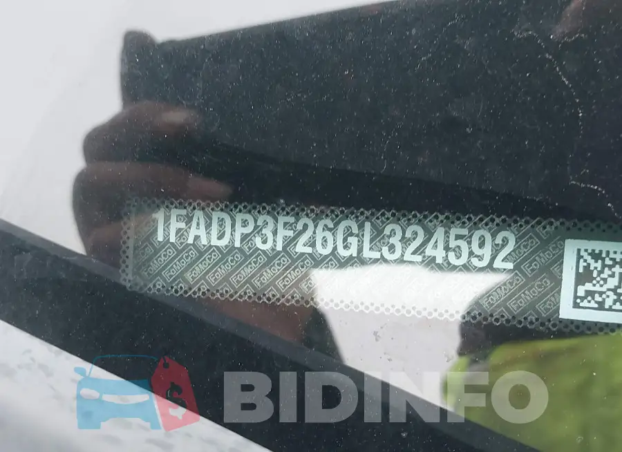 1FADP3F26GL324592 Photo# 9