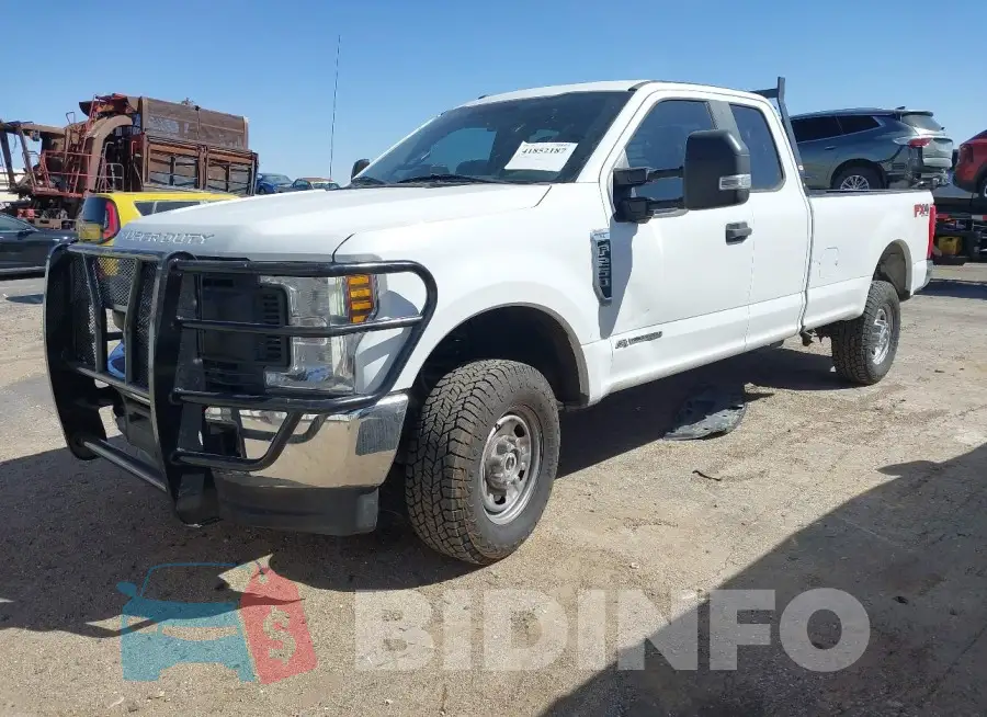 1FT7X2BT7JEB31878 Photo# 2