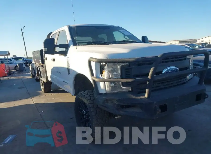 1FT8W3BT7JEB22790 Photo# 1