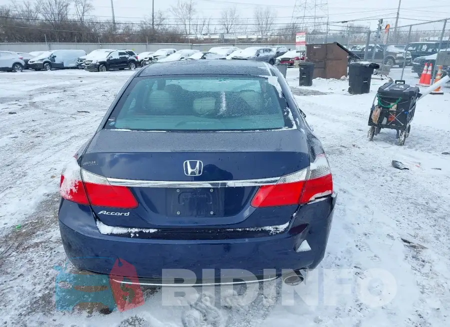 1HGCR2F71FA188731 Photo# 16