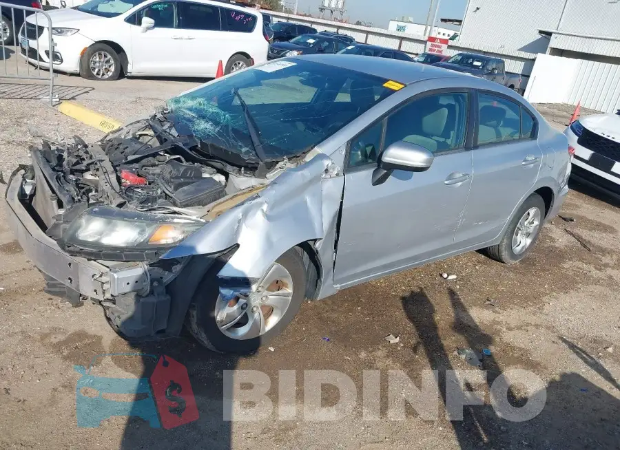 2HGFB2F53FH550138 Photo# 2