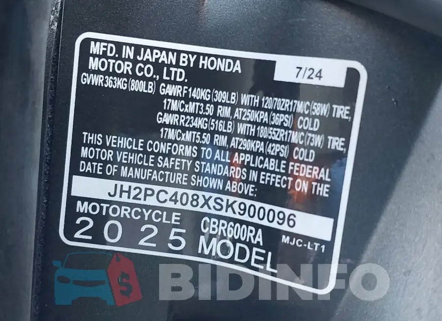 JH2PC408XSK900096 Photo# 10