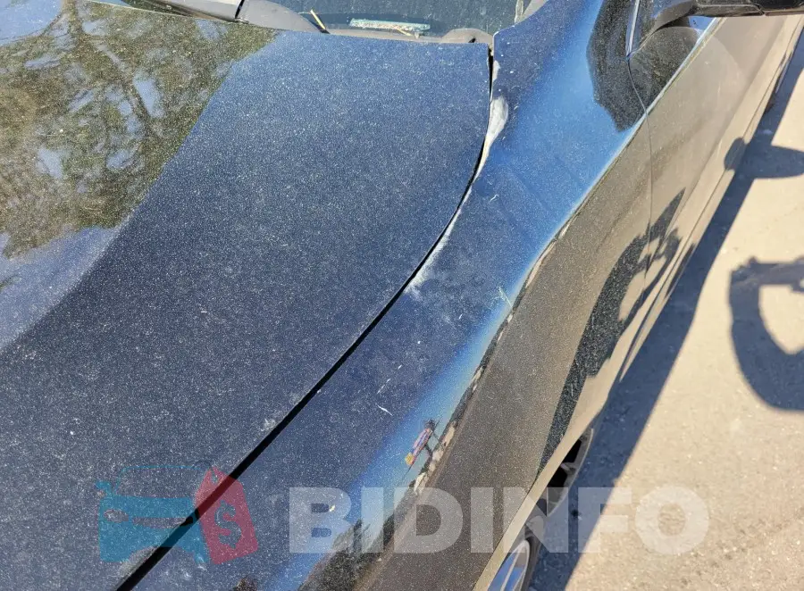 19UUB1F32JA009170 Photo# 6