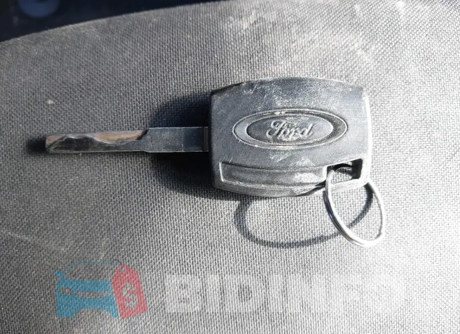 1FADP3E28GL309352 Photo# 11