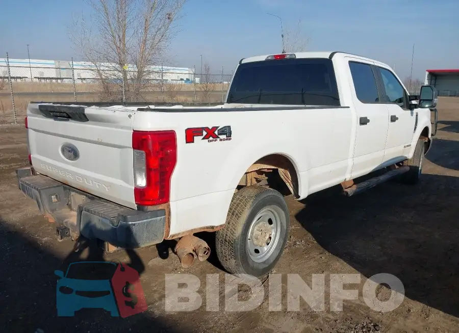 1FT7W2BT5JEB73615 Photo# 4