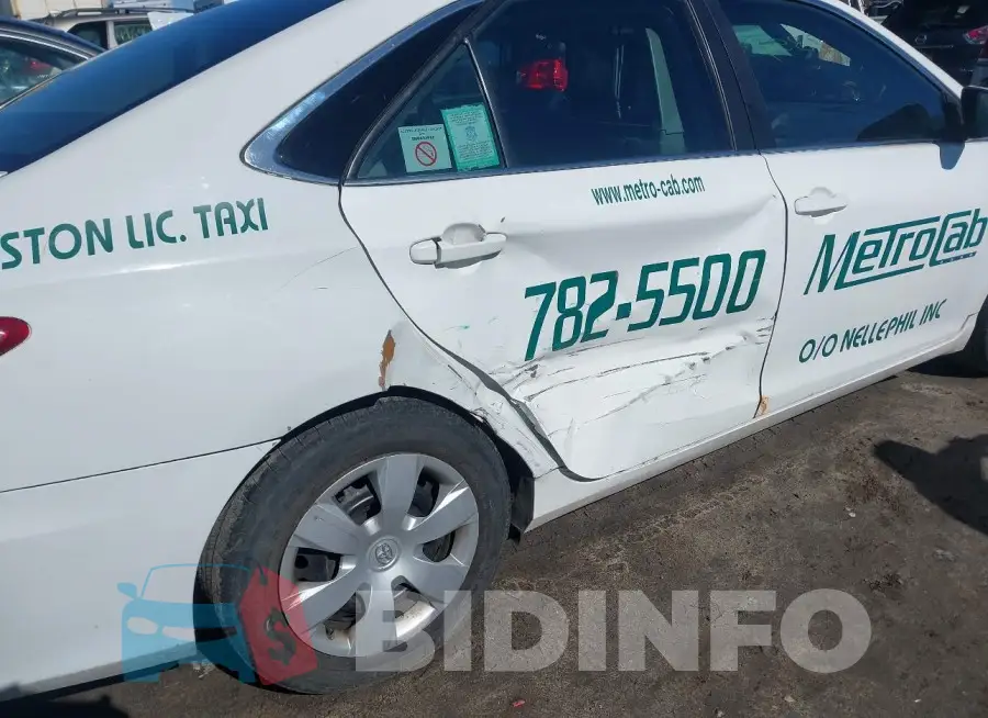 4T1BF1FK4HU777982 Photo# 6