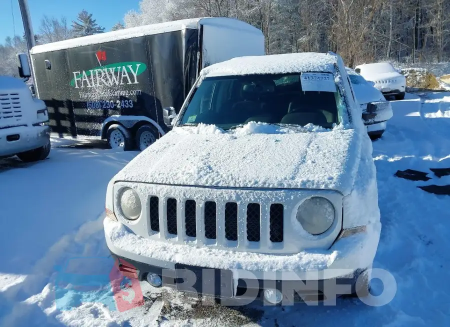 1C4NJRFB5HD168818 Photo# 13