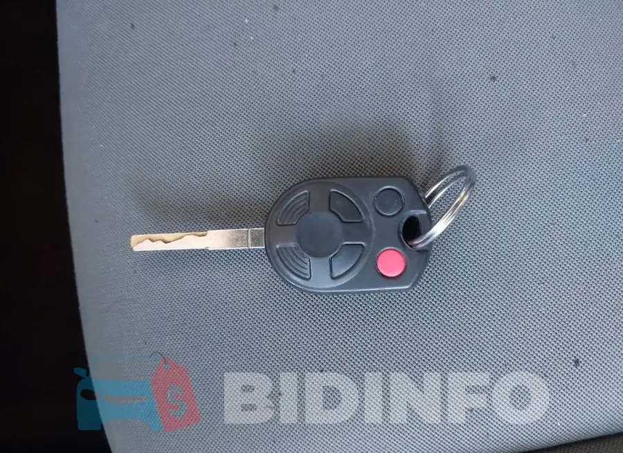1FADP5AU9FL120193 Photo# 11