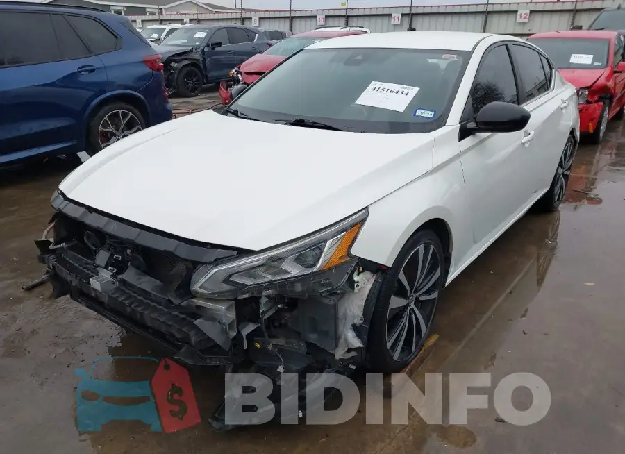 1N4BL4CV5LC175299 Photo# 2