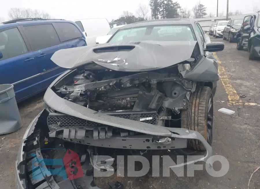 2C3CDXCT9PH632120 Photo# 6