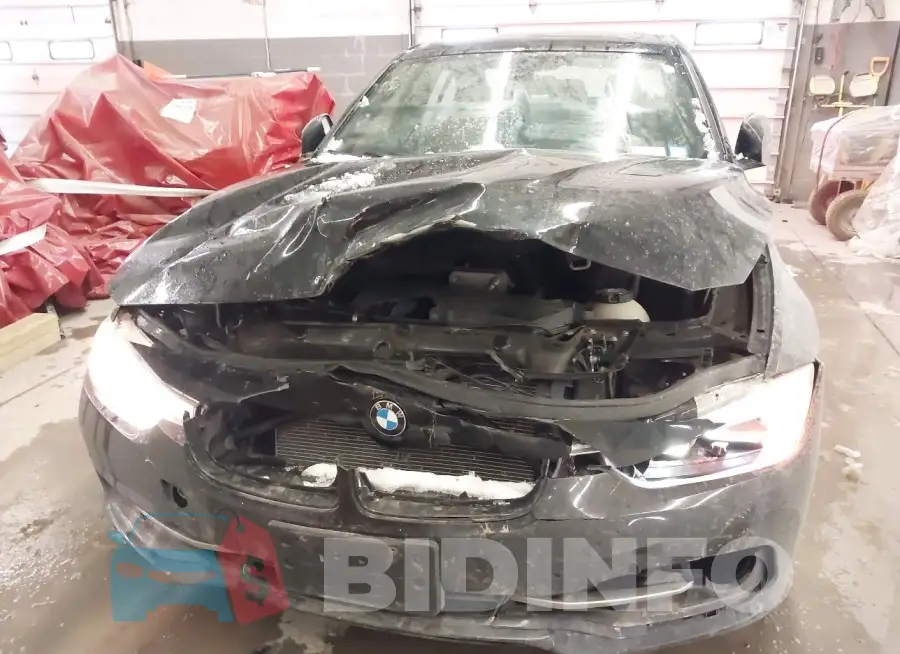 WBA8E3G52GNT80430 Photo# 6