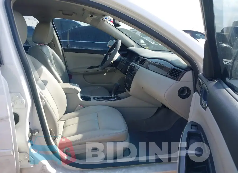 2G1WC5E39G1115544 Photo# 5