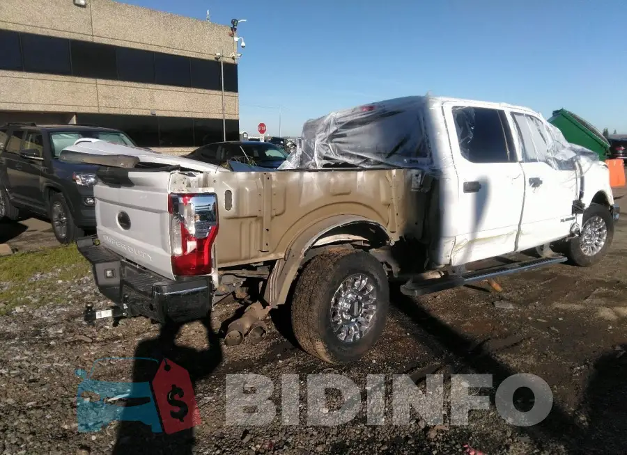 1FT7W2BT9JEB27768 Photo# 4