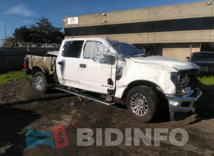 1FT7W2BT9JEB27768 Photo# 1