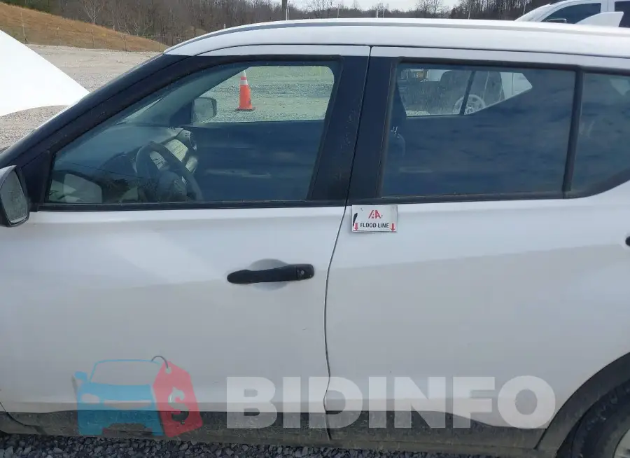 3N1CP5BV8PL533129 Photo# 6