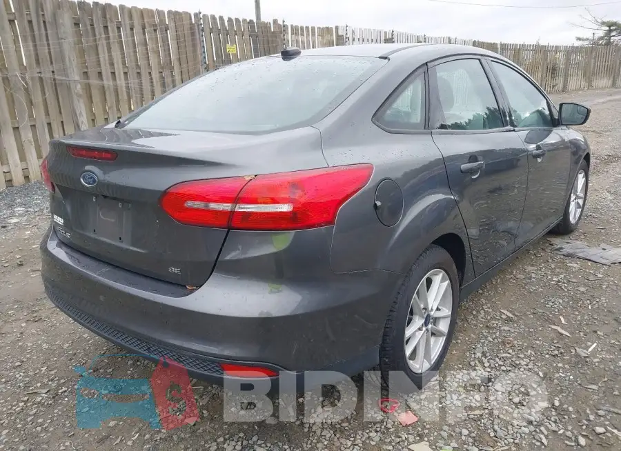 1FADP3F20JL258564 Photo# 4